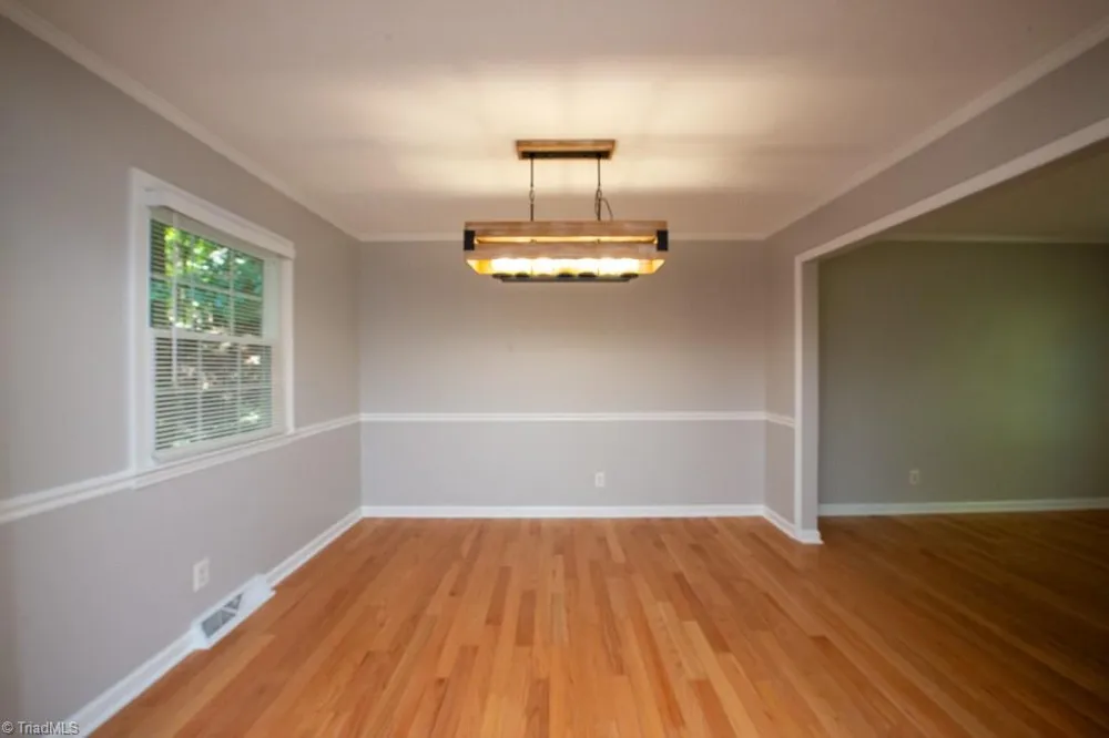 5809 Carriage Lane Greensboro, NC 27410