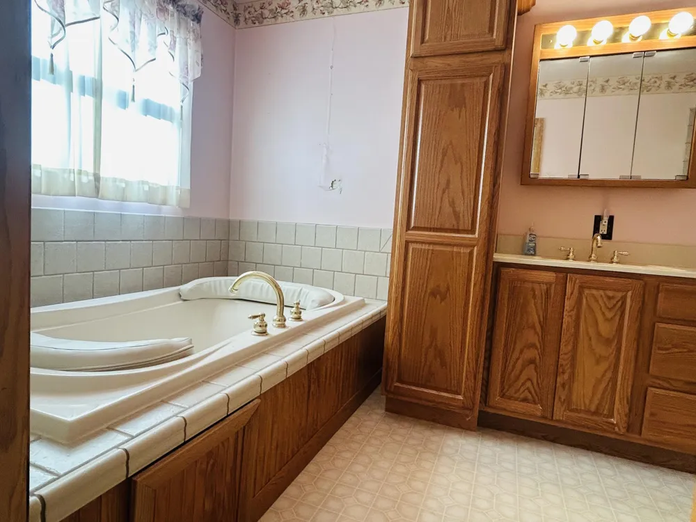 7223 15 1/2 Mile Road Fredonia Township, MI 49068