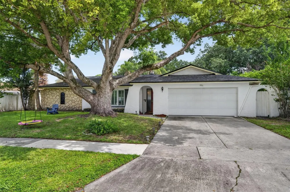 2211 KING RICHARDS COURT Winter Park, FL 32792