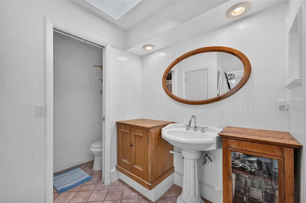 2211 KING RICHARDS COURT Winter Park, FL 32792