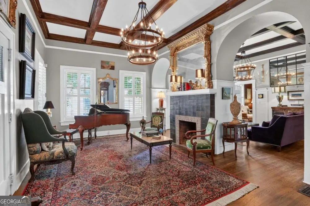 909 Myrtle ST NE Atlanta, GA 30309