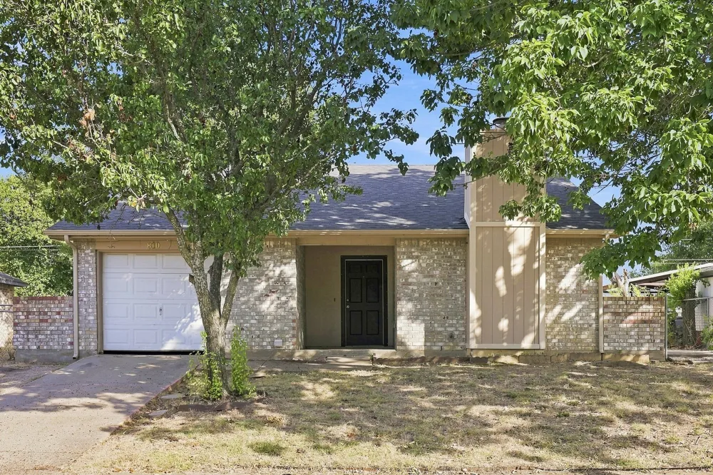 810 Bitter Creek Drive Dallas, TX 75217