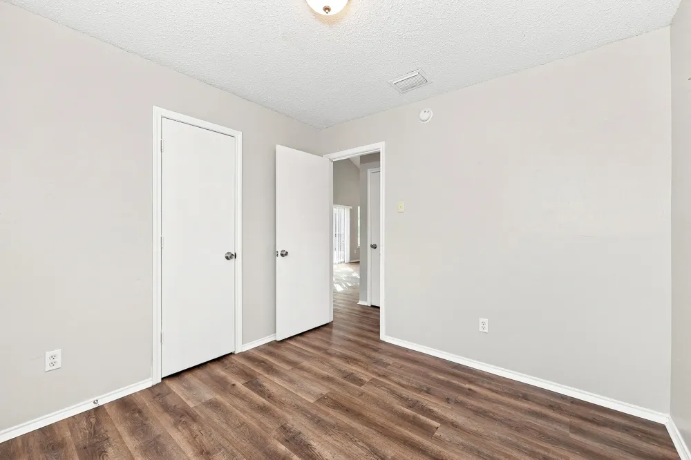 810 Bitter Creek Drive Dallas, TX 75217