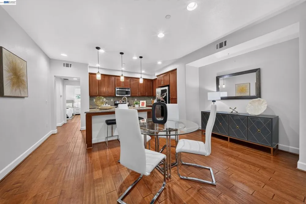 1656 Lee Way Milpitas, CA 95035