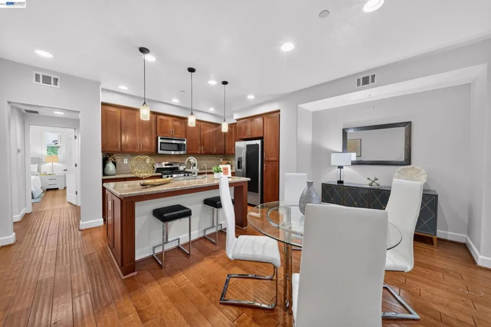1656 Lee Way Milpitas, CA 95035