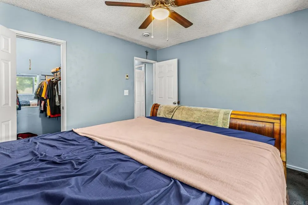 6886 Parkside Avenue San Diego, CA 92139