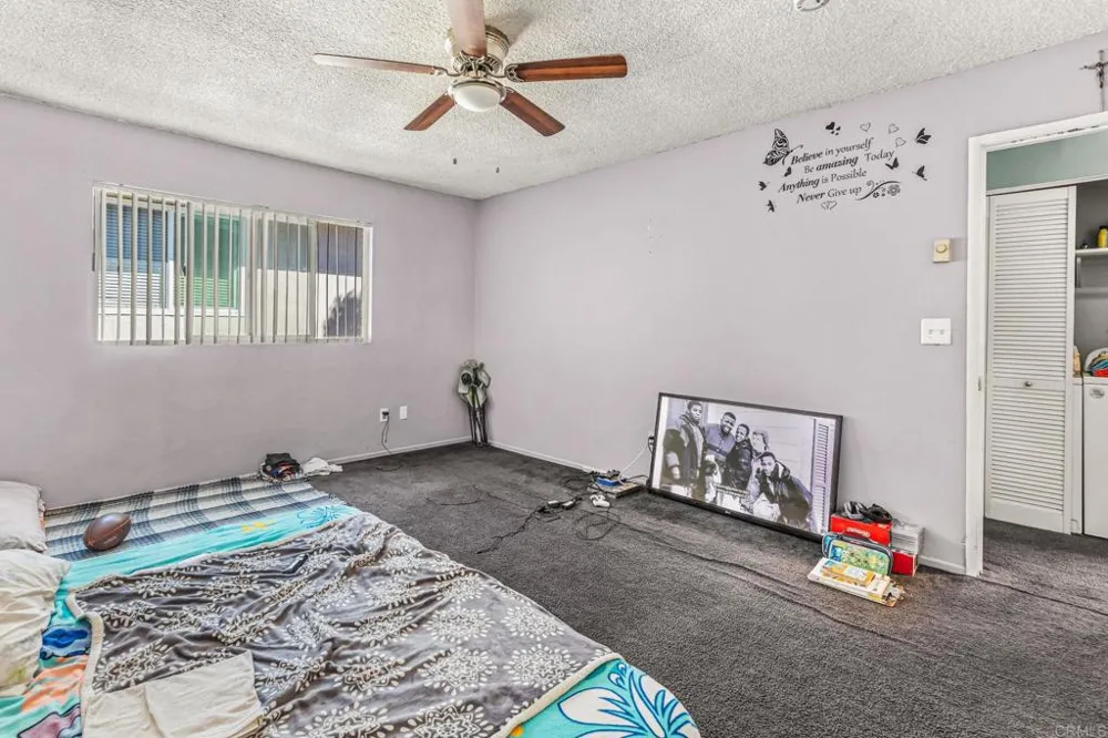 6886 Parkside Avenue San Diego, CA 92139