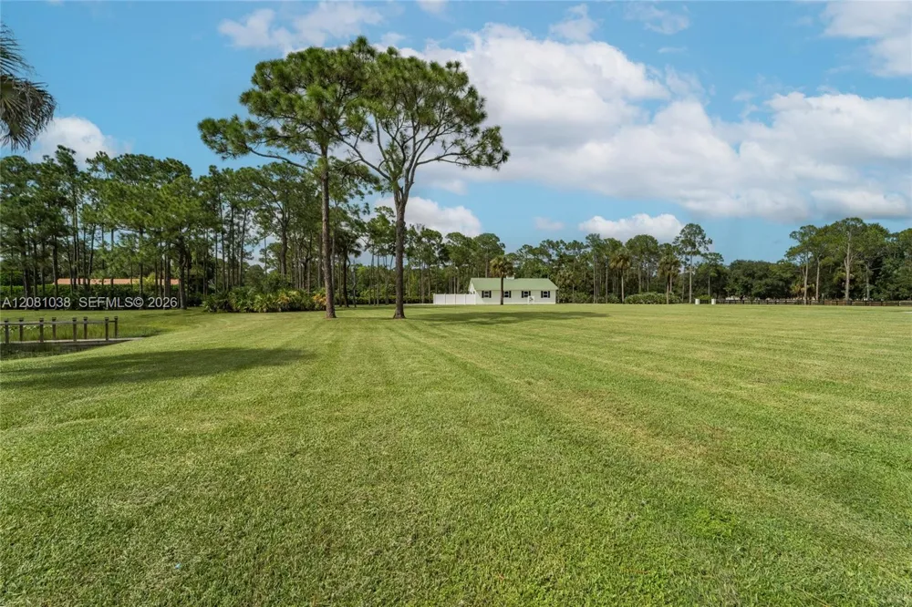 14474 Caloosa Blvd Palm Beach Gardens, FL 33418