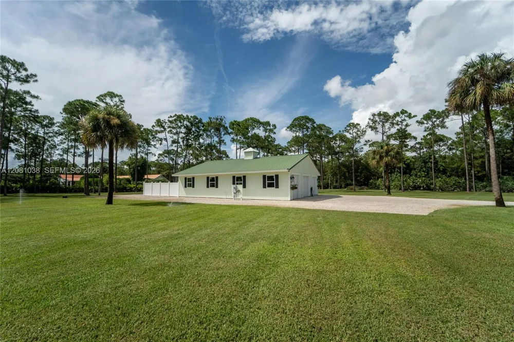 14474 Caloosa Blvd Palm Beach Gardens, FL 33418