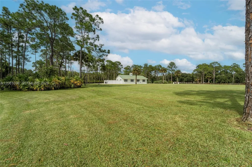 14474 Caloosa Blvd Palm Beach Gardens, FL 33418