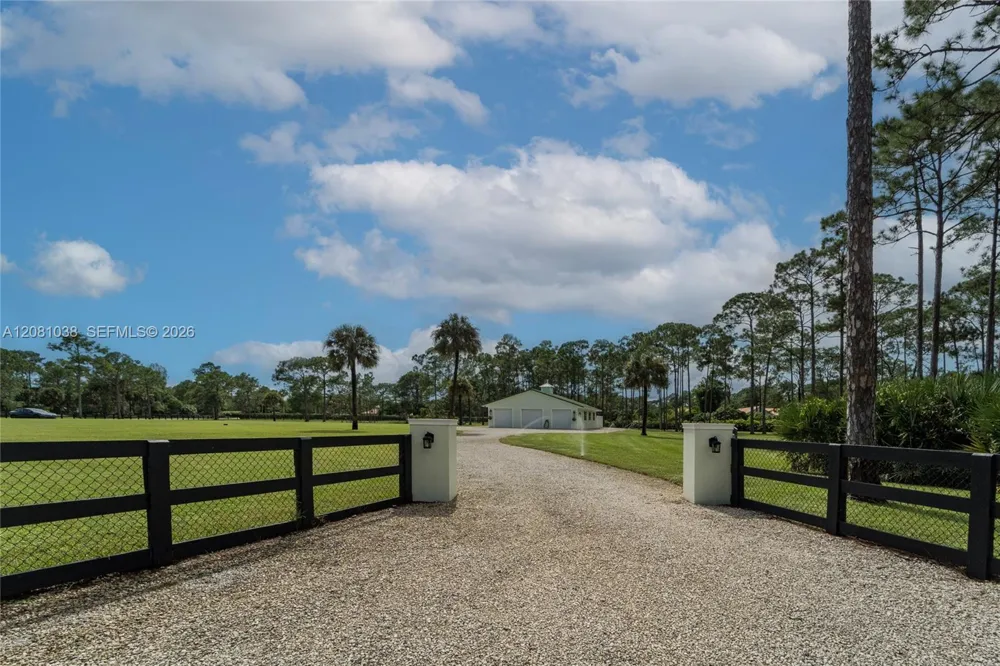 14474 Caloosa Blvd Palm Beach Gardens, FL 33418