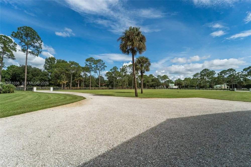 14474 Caloosa Blvd Palm Beach Gardens, FL 33418