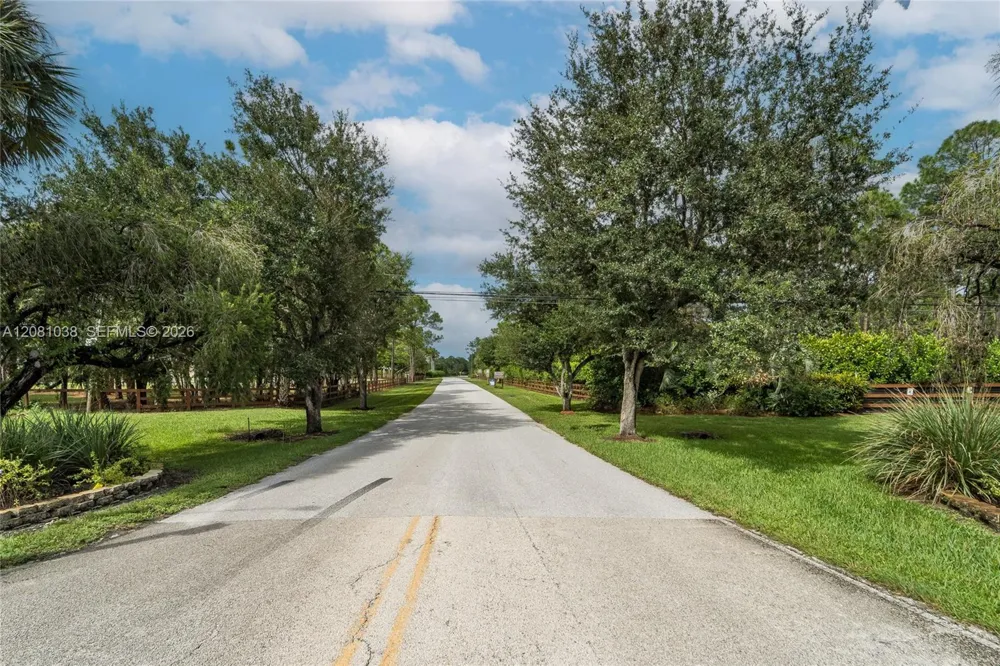 14474 Caloosa Blvd Palm Beach Gardens, FL 33418