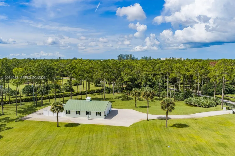 14474 Caloosa Blvd Palm Beach Gardens, FL 33418