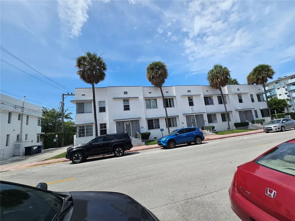 801 8th St #201 Miami Beach, FL 33139