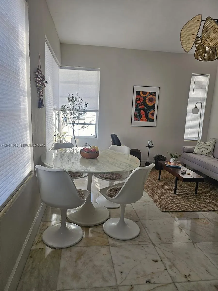 801 8th St #201 Miami Beach, FL 33139