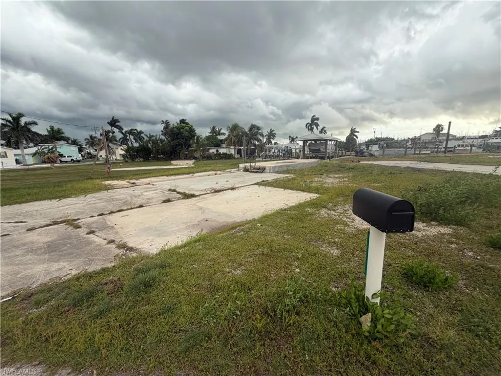 3881 Areca Drive Other, FL 33956