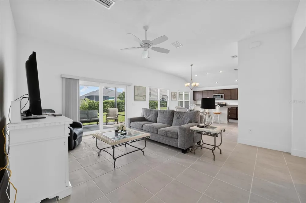 6305 DANIELSON LOOP The Villages, FL 32163