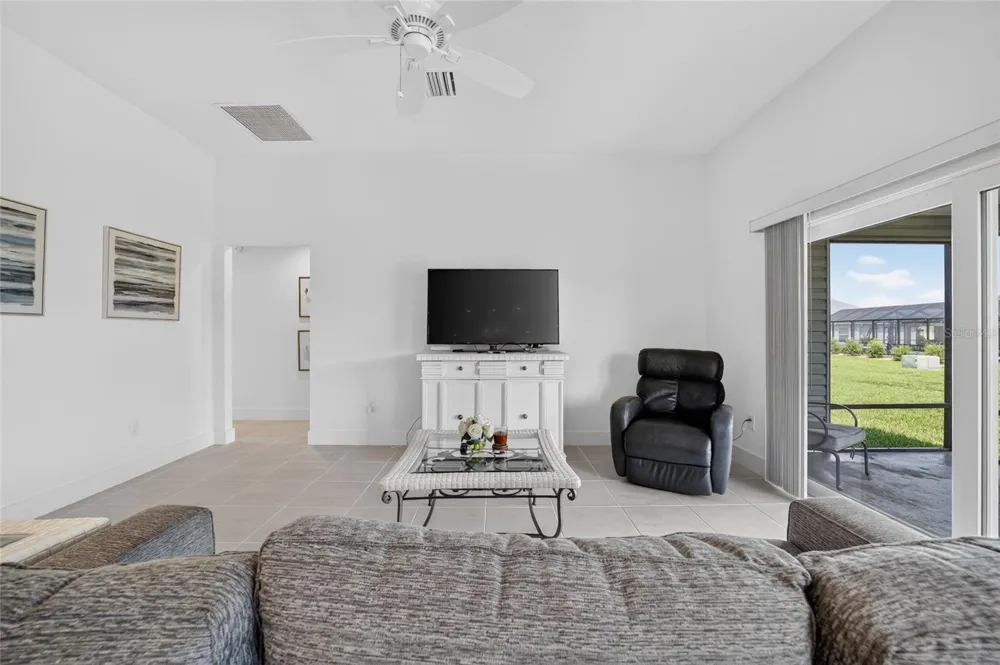6305 DANIELSON LOOP The Villages, FL 32163