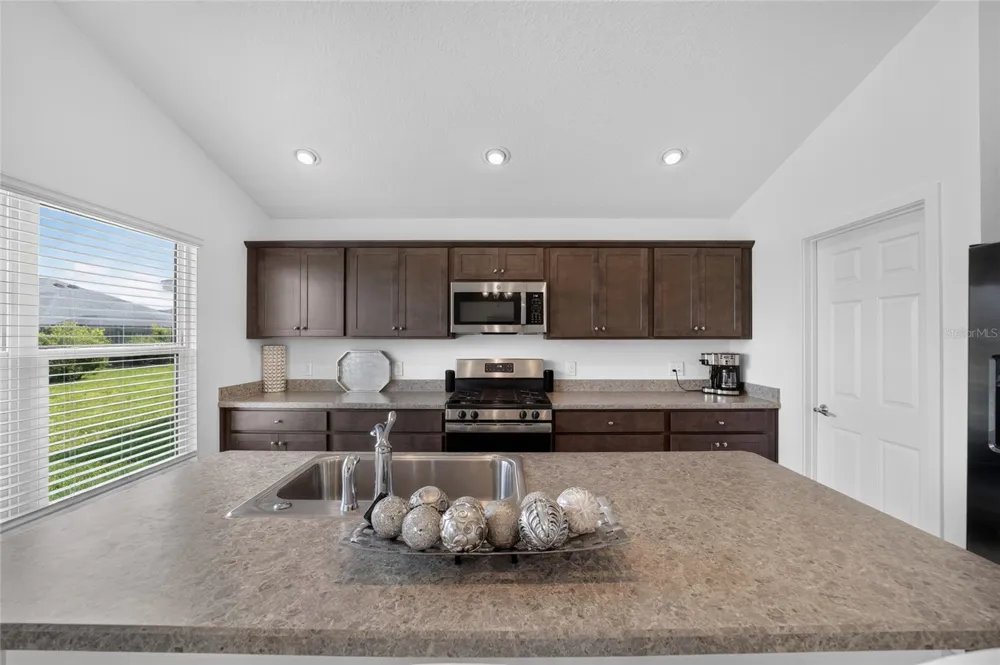 6305 DANIELSON LOOP The Villages, FL 32163