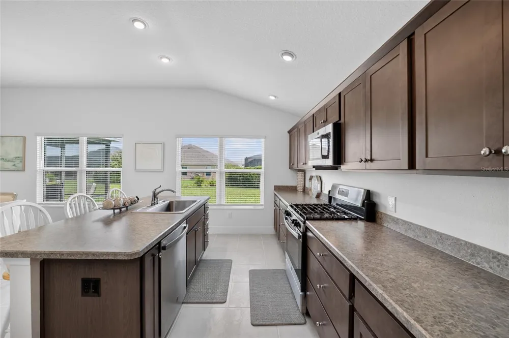6305 DANIELSON LOOP The Villages, FL 32163
