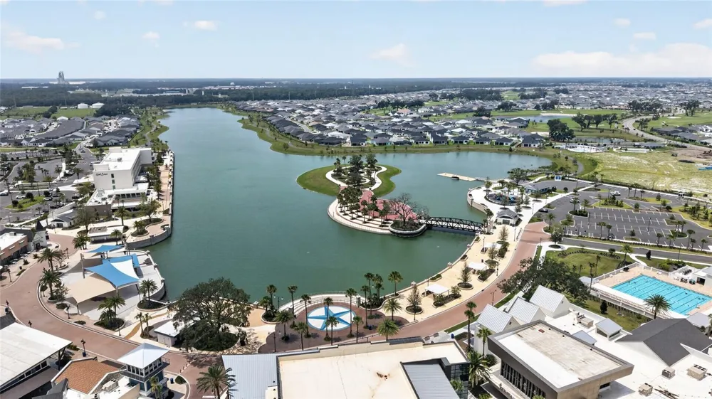 6305 DANIELSON LOOP The Villages, FL 32163