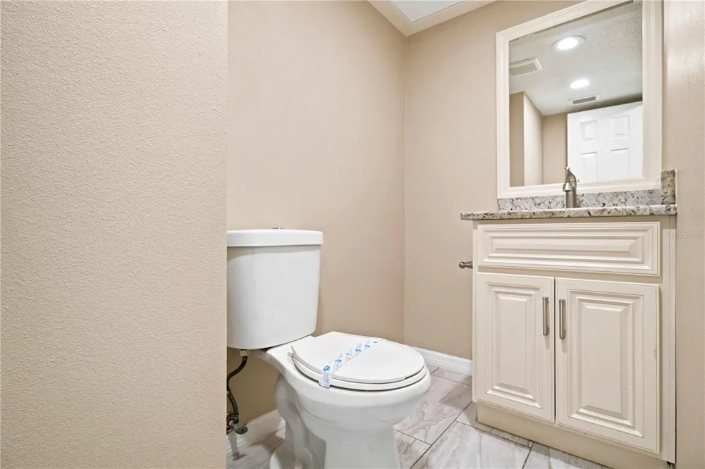 1006 LONGFELLOW COURT Sarasota, FL 34243