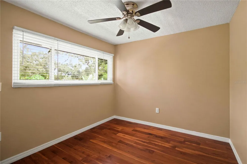1006 LONGFELLOW COURT Sarasota, FL 34243