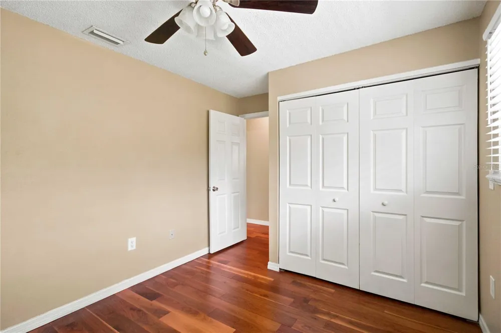 1006 LONGFELLOW COURT Sarasota, FL 34243