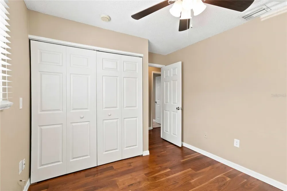 1006 LONGFELLOW COURT Sarasota, FL 34243
