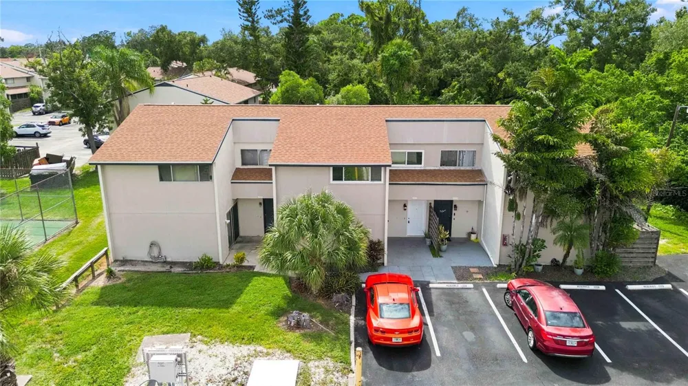 1006 LONGFELLOW COURT Sarasota, FL 34243