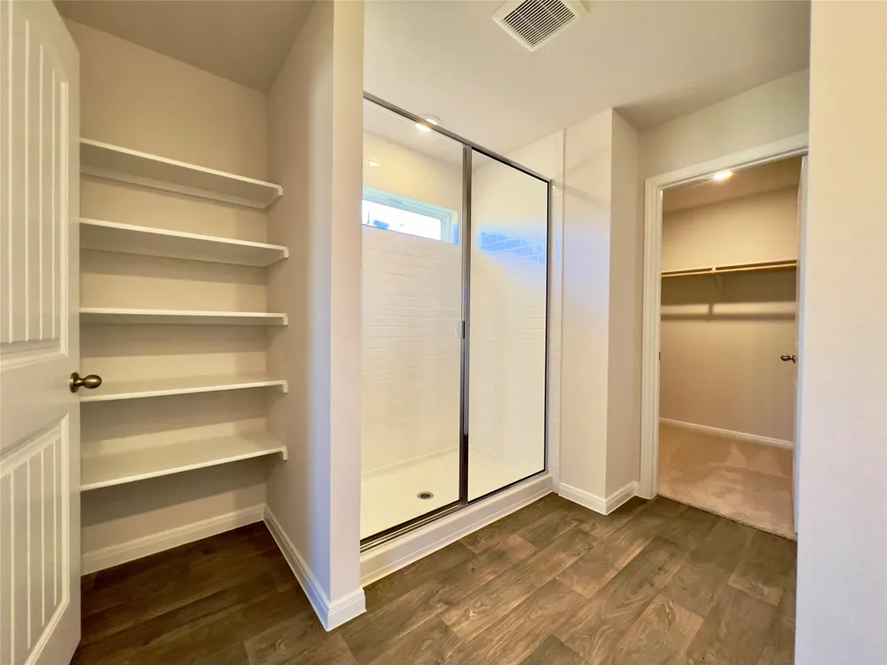 305 Darwin Place Lockhart, TX 78644