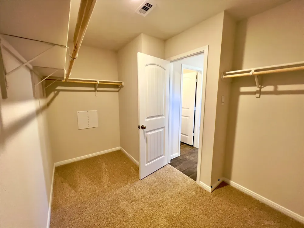 305 Darwin Place Lockhart, TX 78644