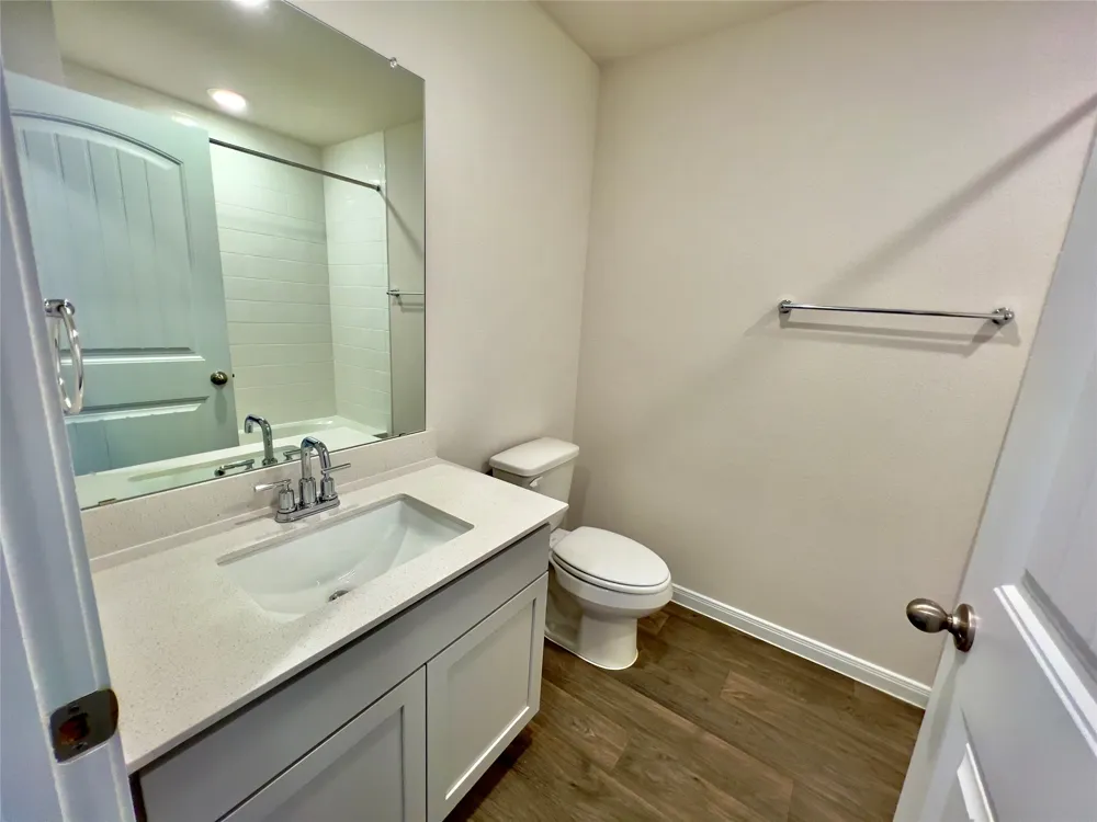 305 Darwin Place Lockhart, TX 78644