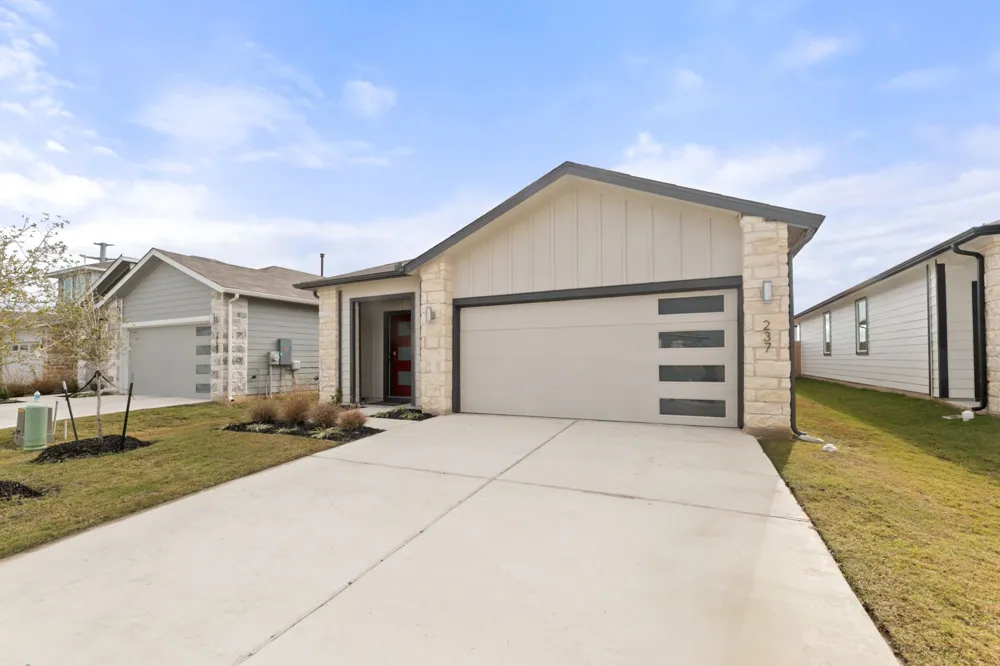 237 Ashford Street San Marcos, TX 78666