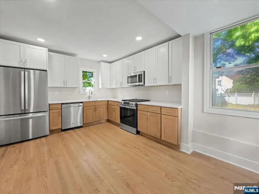 89 W Hamilton Avenue Englewood, NJ 07631