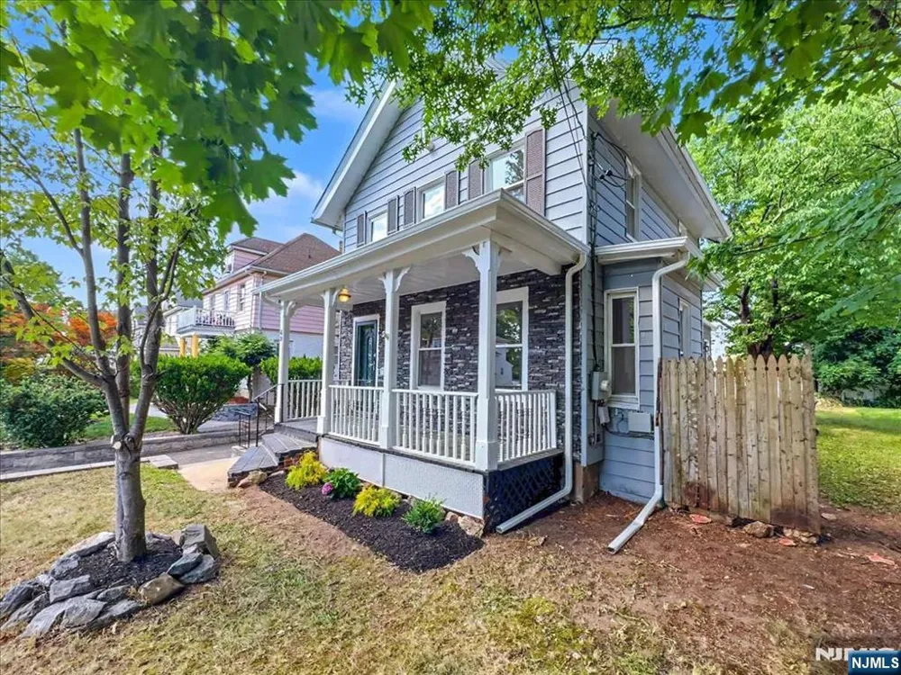89 W Hamilton Avenue Englewood, NJ 07631