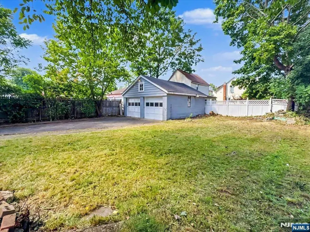 89 W Hamilton Avenue Englewood, NJ 07631