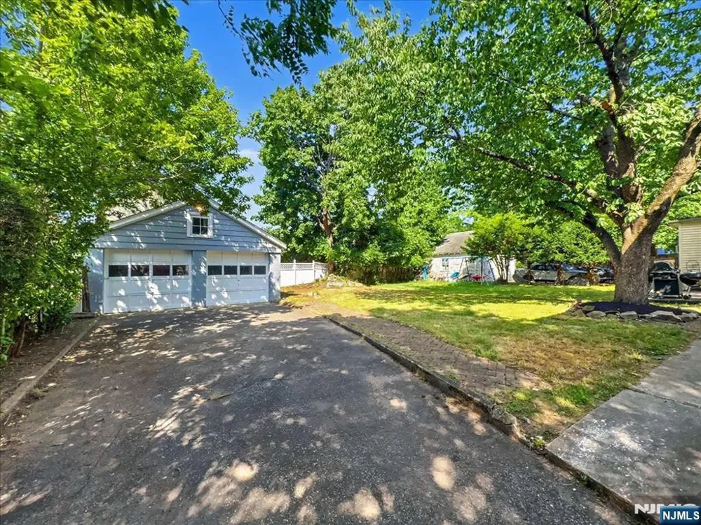 89 W Hamilton Avenue Englewood, NJ 07631