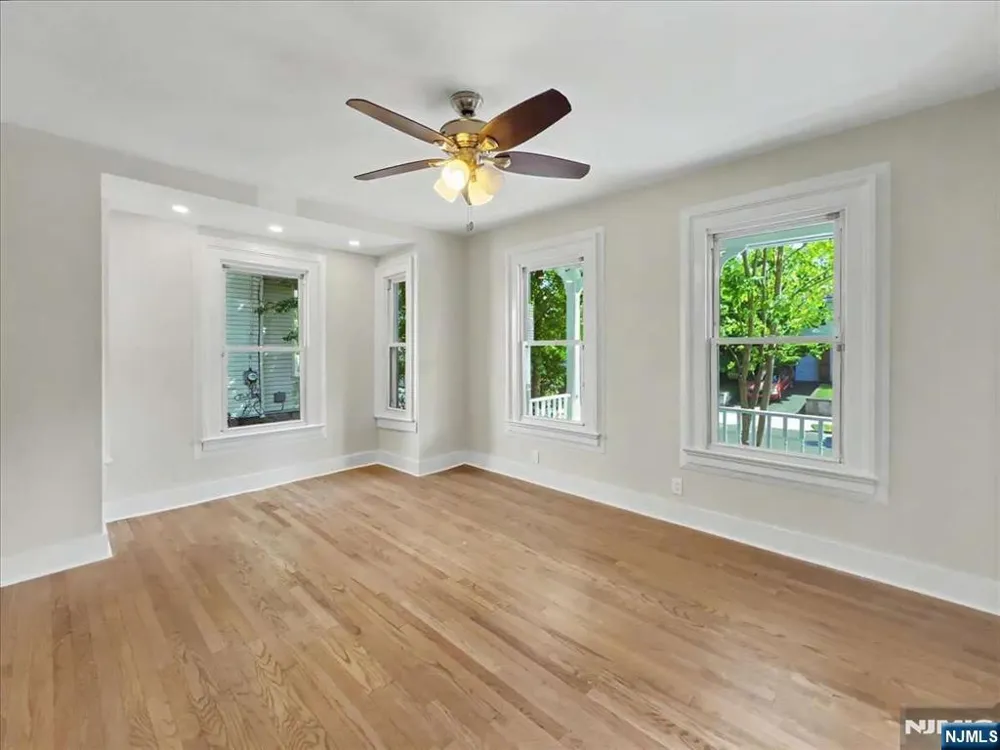89 W Hamilton Avenue Englewood, NJ 07631