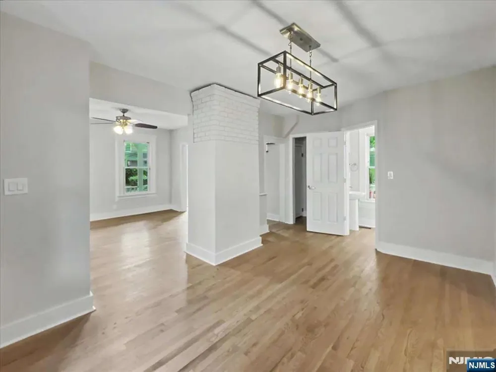 89 W Hamilton Avenue Englewood, NJ 07631