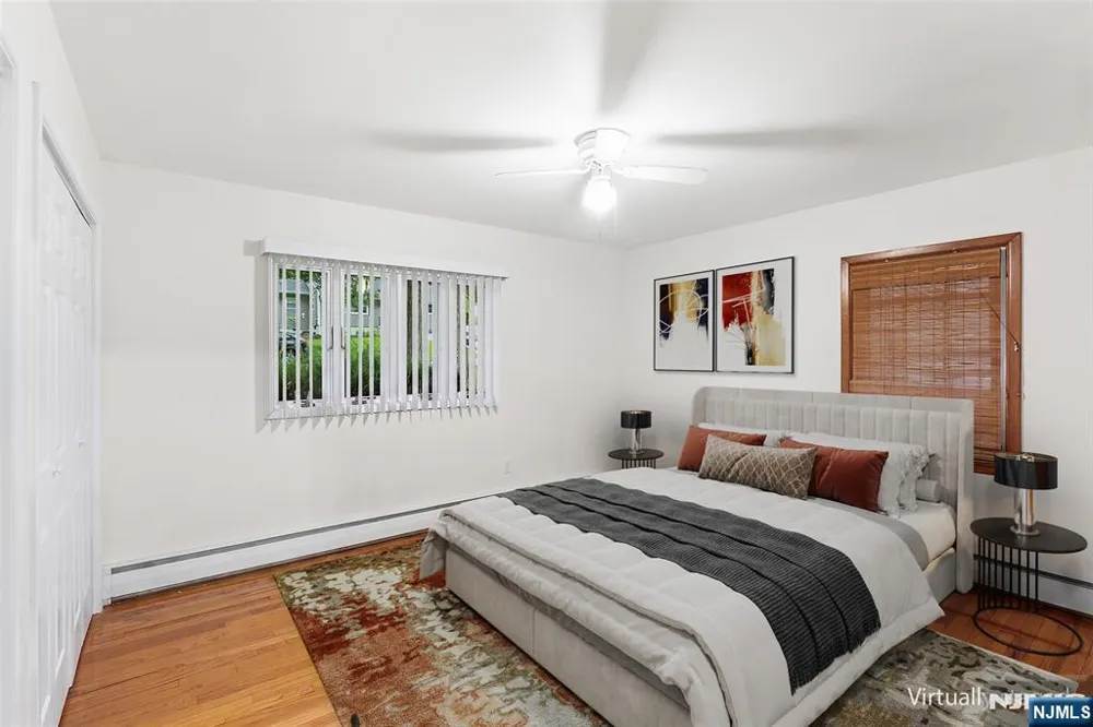 130 Vreeland Avenue Bloomingdale, NJ 07403