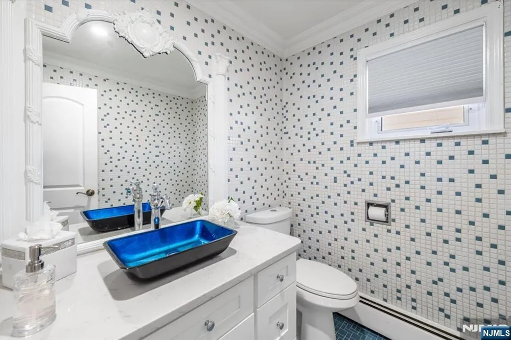 535 Willow Avenue Lyndhurst, NJ 07071