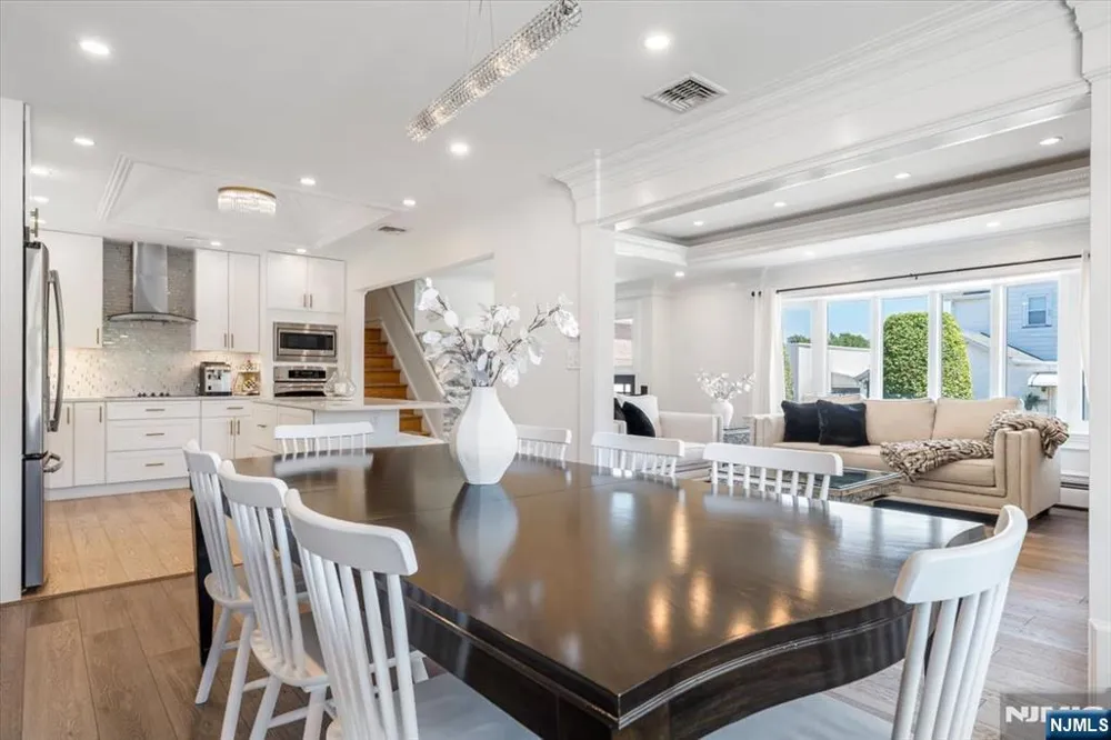 535 Willow Avenue Lyndhurst, NJ 07071