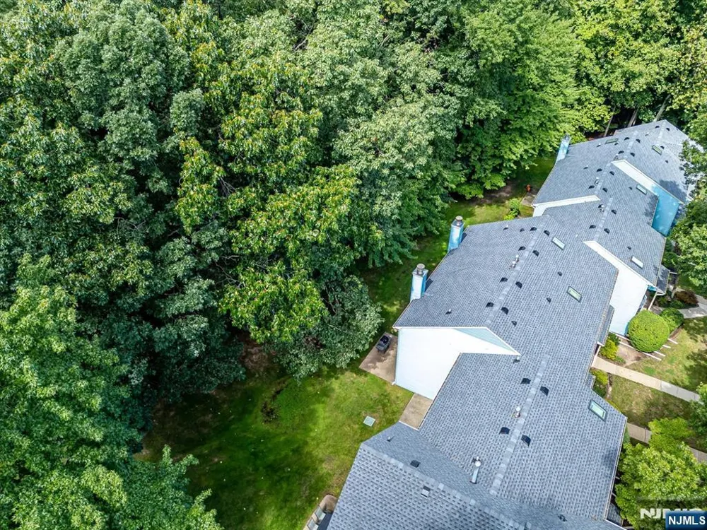 1303 Timber Oaks Road 1303 Edison, NJ 08820