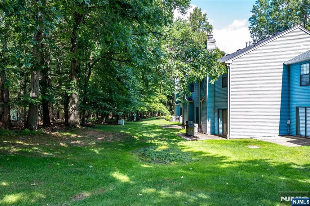 1303 Timber Oaks Road 1303 Edison, NJ 08820