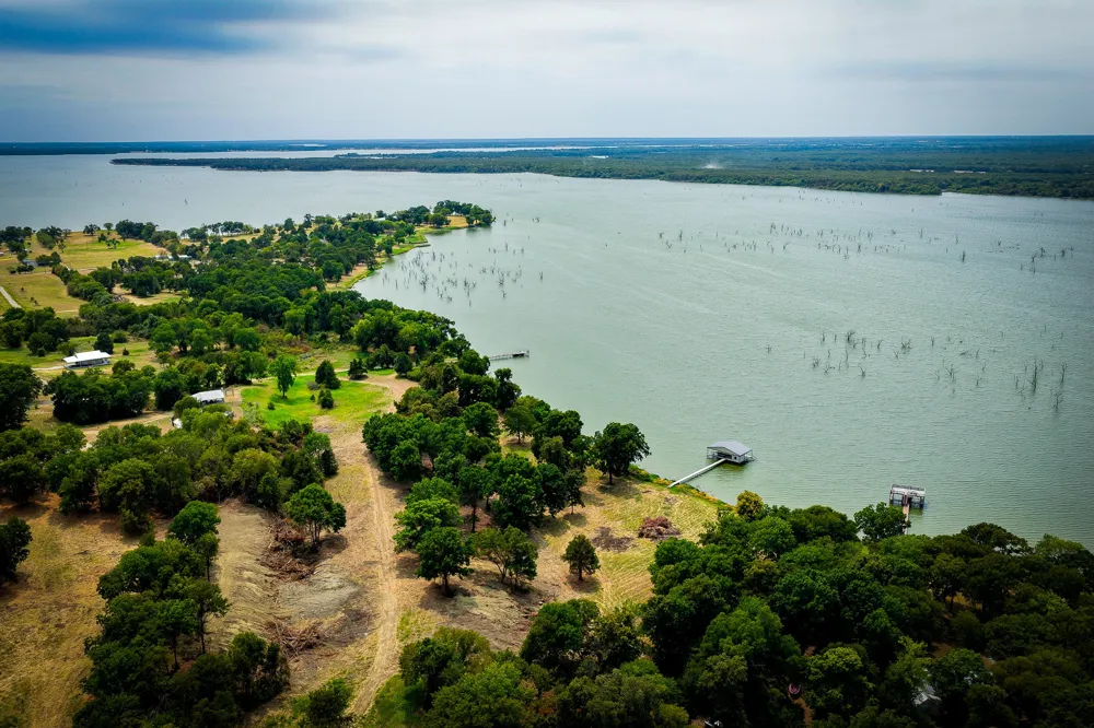 2085 S Oaks Lane Lone Oak, TX 75453