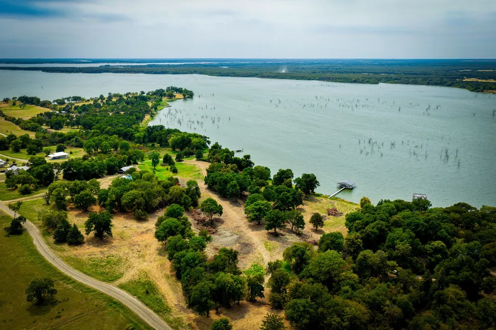 2085 S Oaks Lane Lone Oak, TX 75453