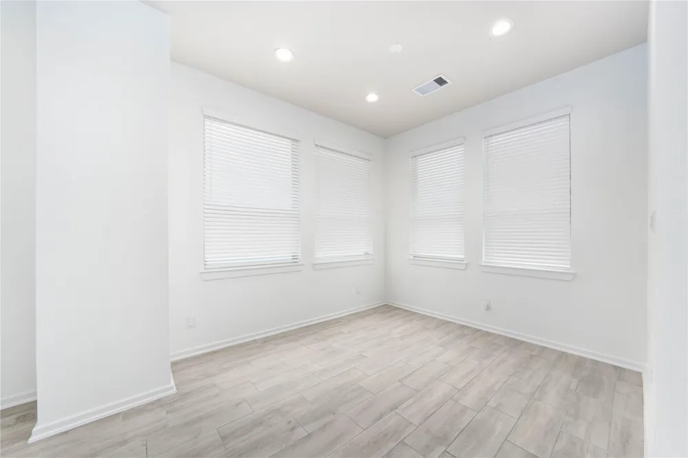 4994 Caranza Court Rosharon, TX 77583