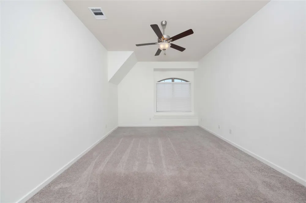 4994 Caranza Court Rosharon, TX 77583
